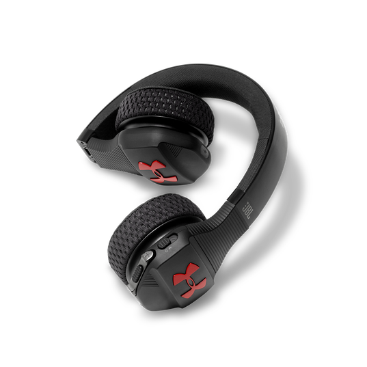 UA Sport Wireless Train – Engineered by JBL - Black / Red - Wireless on-ear headphone built for the gym - Detailshot 2