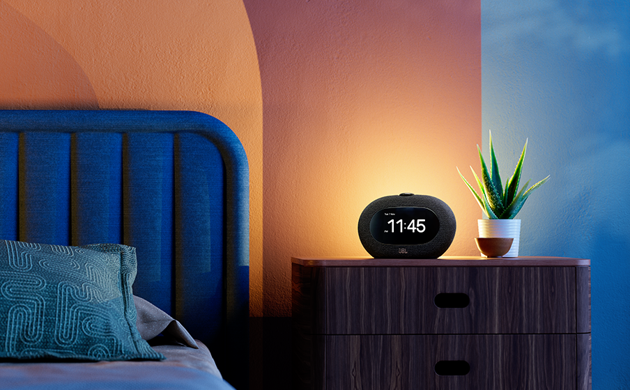 Radio and Bluetooth® music streaming